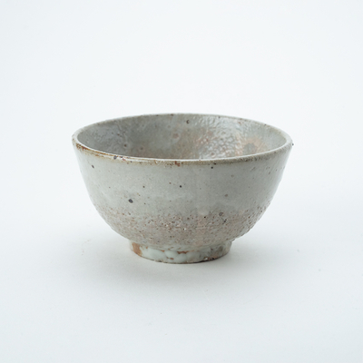 126.粉引旅茶碗