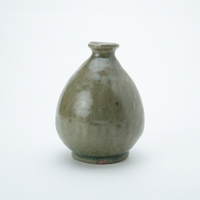 134.灰釉徳利