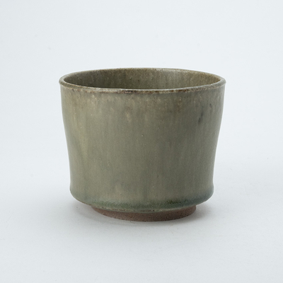 189.灰釉汲出