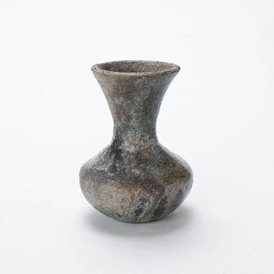 2705　長頚壺一輪挿し