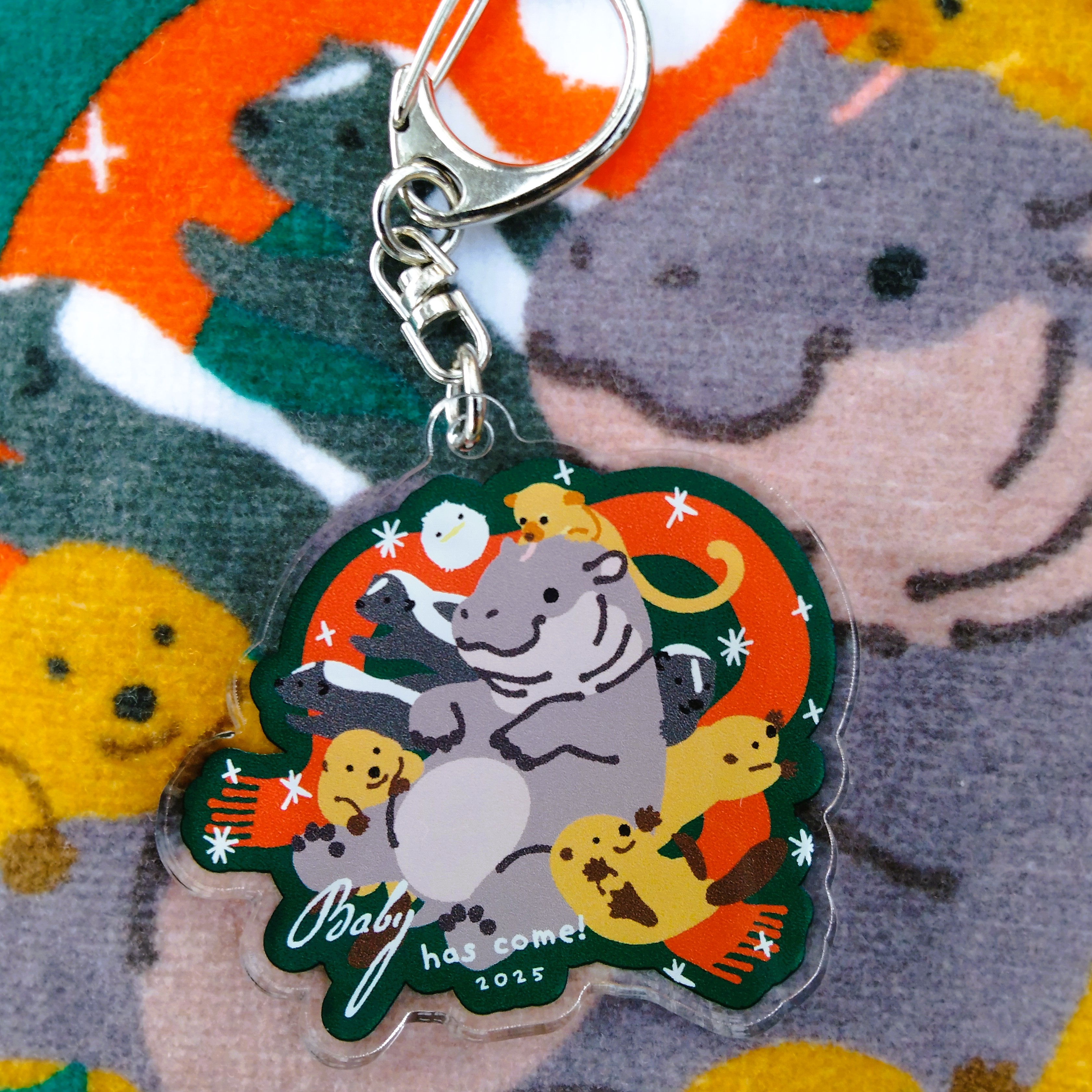 アクリルキーホルダー Baby has come! 2025 メリークリスマス ｺﾋﾞﾄｶﾊﾞ