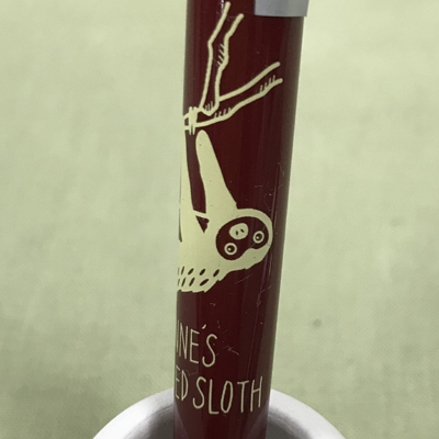 BICボールペン フタユビナマケモノ | 神戸どうぶつ王国NS