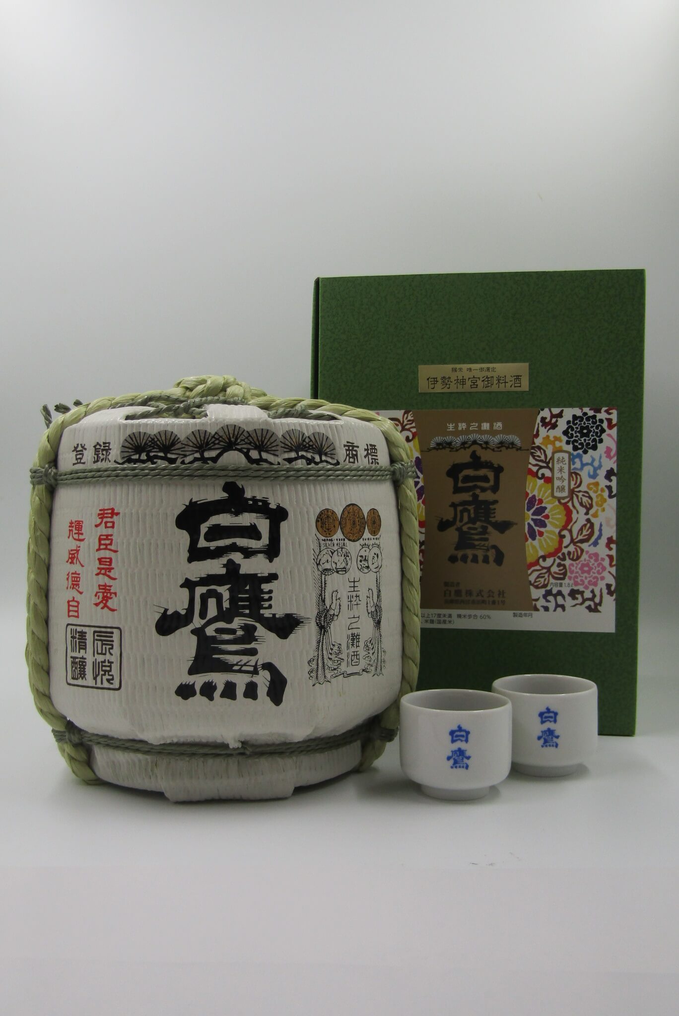 白鷹 純米吟醸樽香 特別限定酒 菰冠 1800ml | 伊勢おはらい町白鷹web