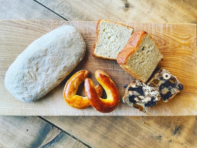 2025シュトーレンとmeganeのお菓子