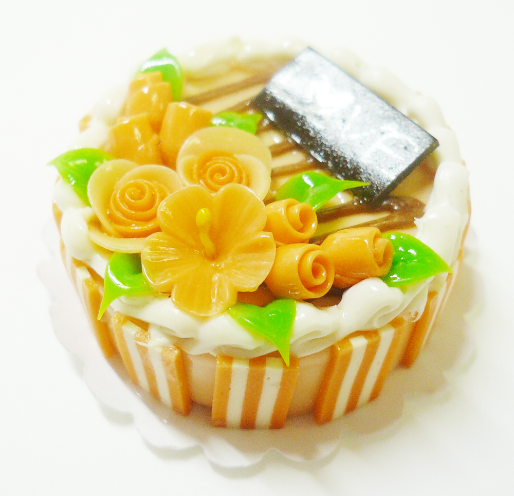 激安 ミニチュア ネコポス便 ラウンド型 ケーキ022 ミニチュア雑貨 ミニチュアフード ミニチュアスイーツ ホールケーキ ミニチュア ｃｈａｉｄｅｅ