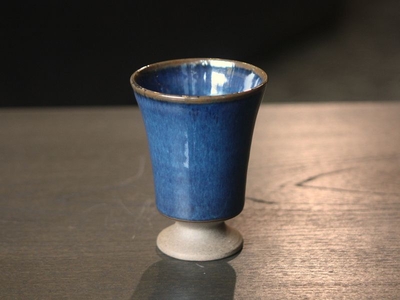 足付酒杯