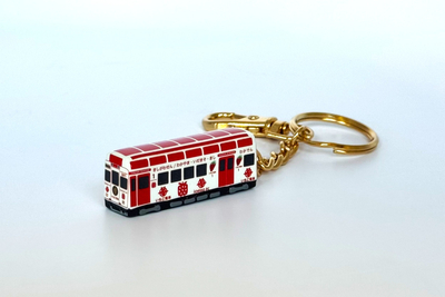 いちご電車立体キーホルダー