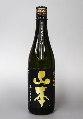 山本(やまもと) 純米吟醸 ピュアブラック　720ml
