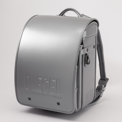 ディーゼル　グロッシー＆マット　ライトシルバー