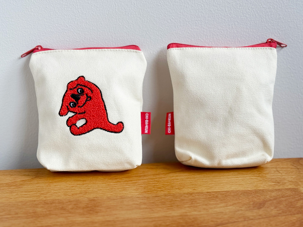 チーバくん もこもこ刺繍ポーチ | ウラヤスマーケッツ