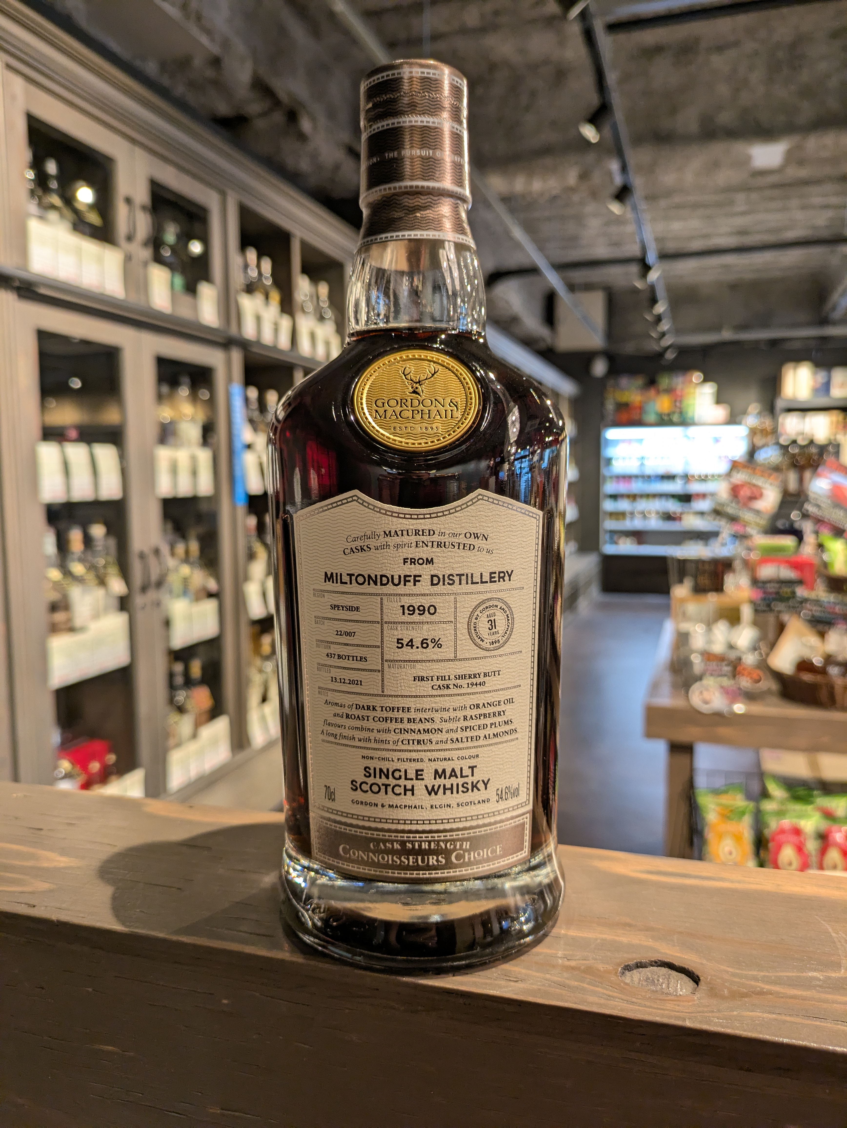 コニサーズチョイス ミルトンダフ 31年 1990 54.6% 700ml スペイサイド シングルモルト Gordon ＆ Macphail Connoisseurs Choice