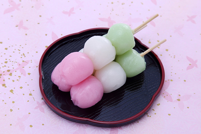 お花見にぴったりの三色団子（3本）